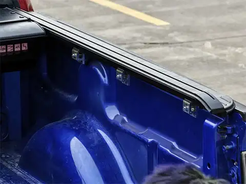 Electric Hard Aluminum Retractable Tonneau Cover for Isuzu